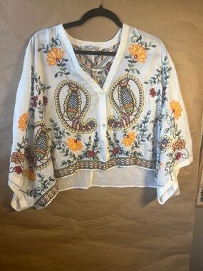 Zara White Embroidered Tunic with Yellow & Red Floral Motifs